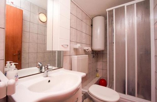 Putnikovic Apartment | Apartments Žuronja