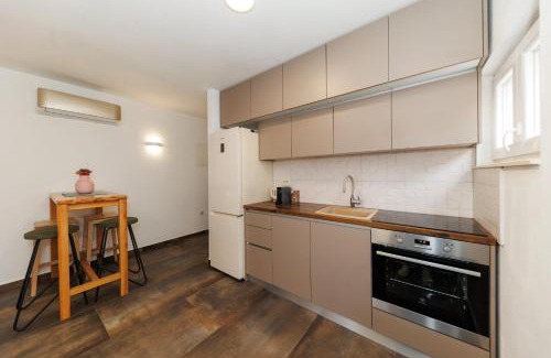 Zadar Apartment | Apartments 23 and 25 with free private parking