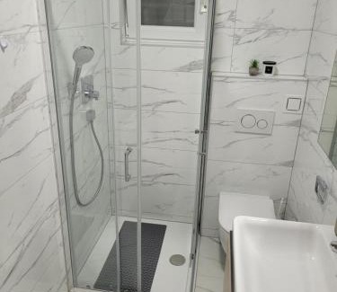 Fiorini Apartment | Apartments Aversu