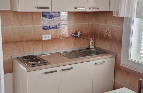 Brna Apartment | Apartments Bleuš - One Bedroom Apartment with Balcony and See View 3
