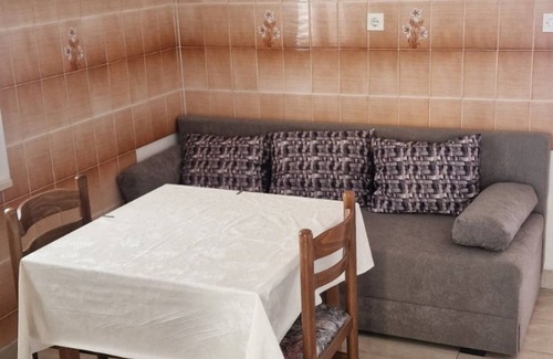 Brna Apartment | Apartments Bleuš - One Bedroom Apartment with Balcony and See View 3