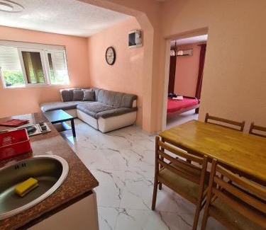 Bar Apartment | Apartments Bulatović