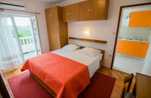 Rab Apartment | Apartments by the sea Barbat, Rab - 14884