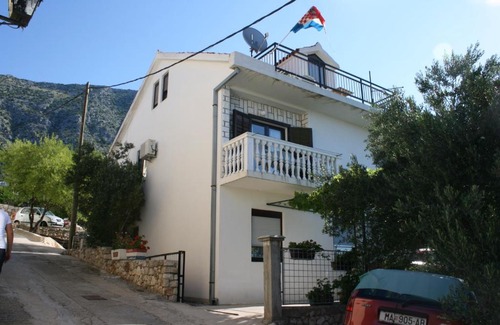 Igrane Apartment | Apartments by the sea Igrane, Makarska - 6840