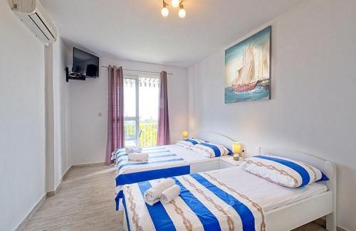 Brasina Apartment | Apartments Grljevi - Studio Apartment with Sea View and Balcony A2