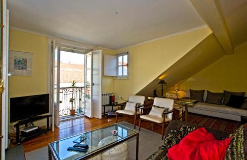 Santa Maria Maior Apartment | Apartments in downtown