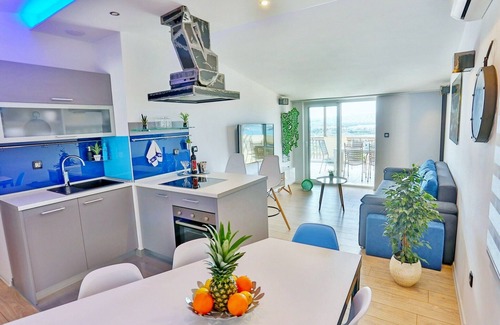 Solin Apartment | Apartments Ivan, (15797), Solin, hr