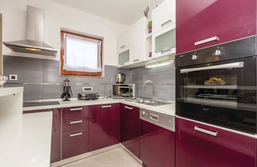 Cesarica Apartment | Apartments Ivni (110861-A1) - Karlobag