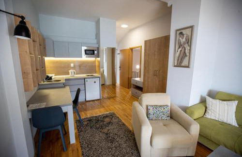 Varosh Apartment | Apartments Kanevce Beach&Relax