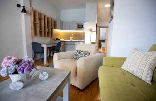 Varosh Apartment | Apartments Kanevce Beach&Relax