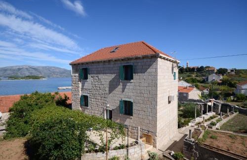 Lumbarda Apartment | Apartments Loredana
