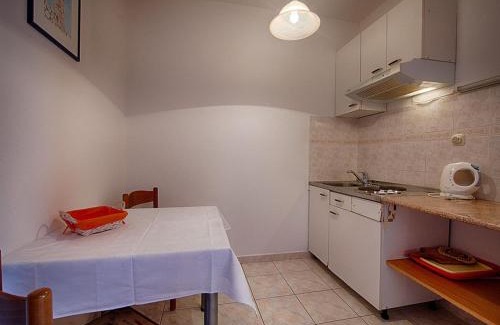Pasadur Apartment | Apartments Malo Lago - One-Bedroom Apartment with Balcony and Sea View - 2nd floor Apartment 6