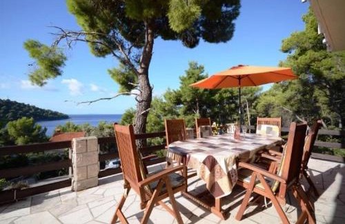 Brna Apartment | Apartments Marjan