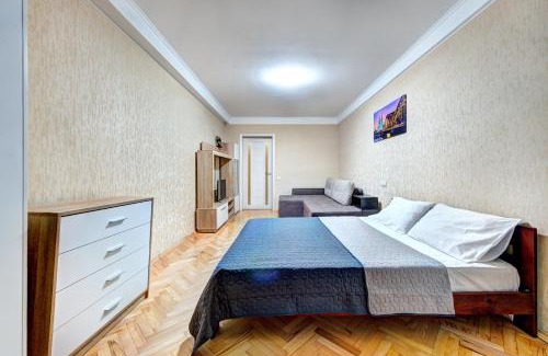 Pechers'kyi District Apartment | Apartments near Ocean Plaza Druzhby Narodov Boulevard 8a