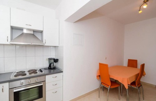 Orebic Apartment | Apartments Plavac Mali- Comfort One Bedroom Apartment with Terrace and Sea View