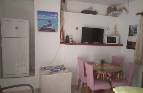 Cove Rogacic Apartment | Apartments Roki (103621-A2) - Vis - island Vis