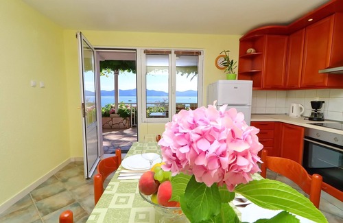 Drace Apartment | Apartments Stipo - Comfort One Bedroom Apartment with Terrace and Sea View (A1)
