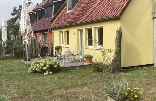 Pruchten Apartment | Apartments with property on the Darss in a quiet location, 8 km from the beach