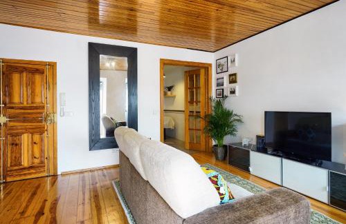 Santa Engracia Apartment | Apolónia Train Spot