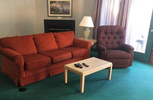 Basye House | Appalachian Retreat on the Edge of Shenandoah Valley