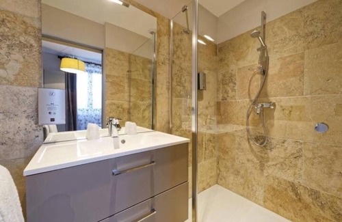 Autun Apartment | Appart 'hôtel Pied à Terre 1