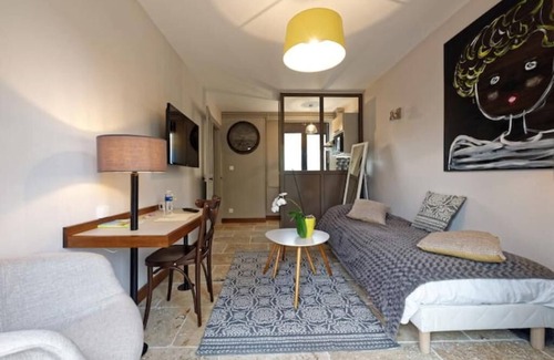 Autun Apartment | Appart 'hôtel Pied à Terre 1