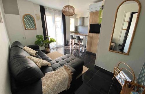 Mediterranee Apartment | Appart T2 Calme - Centre de Canet - Parking - Clim