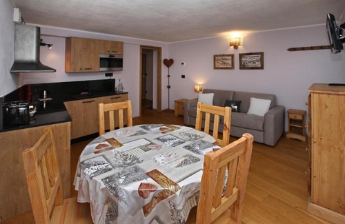 Sauze d'Oulx Apartment | Appartamenti Genevris