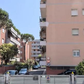 Marina di Carrara Apartment | Appartamento Lea - MareMonti