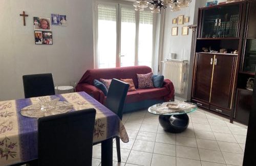 Marina di Carrara Apartment | Appartamento Lea - MareMonti