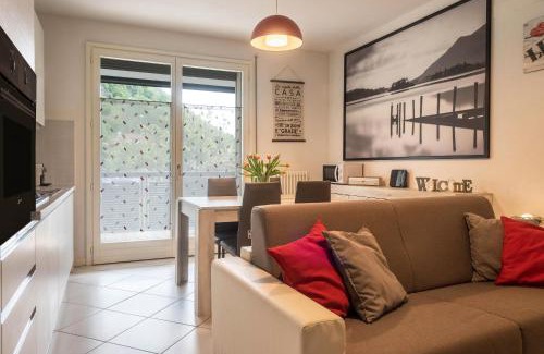 Laveno Apartment | Appartamento Ormeggio Lago Maggiore