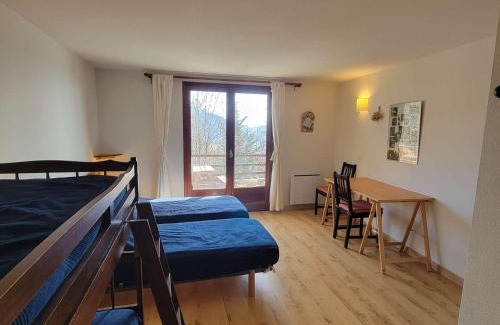 Saint-Michel-de-Chaillol Apartment | Appartement lumineux 6 pers, animaux admis, balcon sud, pieds des pistes - FR-1-393-181