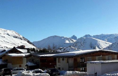 Jeux Apartment | Appartement 2 pièces cabine pour 6 personnes, centre Alpe d'Huez - FR-1-405-349