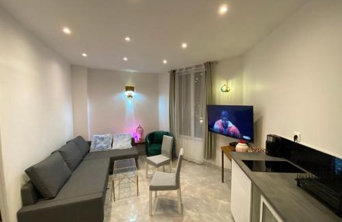 Pierrefitte-sur-Seine Apartment | Appartement 2 pièces - 600m du metro 13