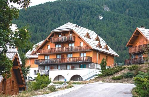 Pra Loup Apartment | Appartement 2 Pièces avec Balcon et Parking à Pra Loup 1500 - 6 Personnes - FR-1-504-231