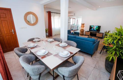 Pointe-Noire Apartment | Appartement 3 chambres Spacieux et Lumineux