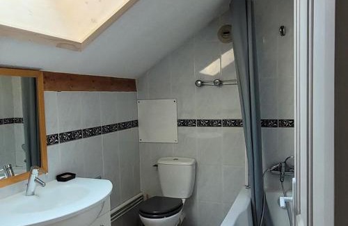 Les Carroz-d'Araches Apartment | Appartement 3P/6 pers. au cœur de la station, balcon exposé Sud, à 450m des pistes et commerces - FR-1-572-7