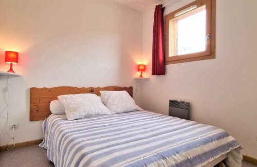 Saint-Etienne-en-Devoluy Apartment | Appartement 8 pers avec balcon, proche commerces et pistes, casier à ski - FR-1-525-199