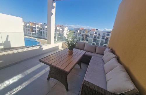 Cabo Negro Apartment | Appartement agréable et lumineux vue sur piscine WIFI