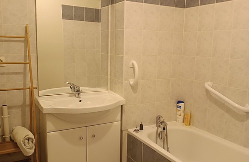 Bourg-les-Valence Apartment | Appartement Cosy
