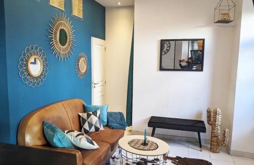 Waldeck-Sully Apartment | Appartement cosy à Nantes avec terrasse