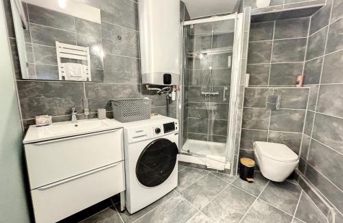 Riou - Petit Juas - Av de Grasse Apartment | Appartement cosy au centre de Cannes
