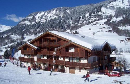 Flumet Apartment | Appartement cosy au pied des pistes avec balcon, wifi et parking - FR-1-505-92