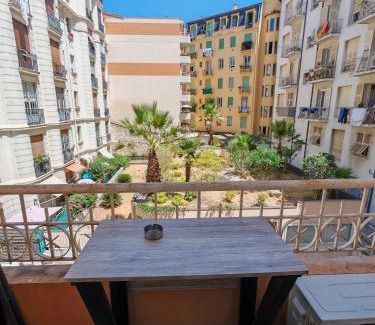 Lepante Quarter Apartment | Appartement cosy - hypercentre au calme - patio