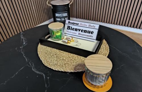 Saint-Serge Apartment | Appartement cosy rénové, Angers centre