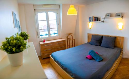 Serris Apartment | Appartement familial Disney Val d'Europe La Vallée, wifi et parking