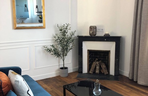 Le Plateau Apartment | Appartement Cosy Proche Paris JO à 25 min de Paris 40 min de Disney