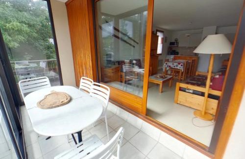 Les Rousses Apartment | Appartement lumineux 2 pièces avec loggia aux Rousses - FR-1-834-7