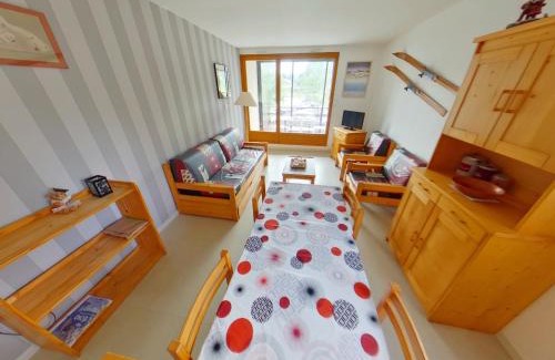 Les Rousses Apartment | Appartement lumineux 2 pièces avec loggia aux Rousses - FR-1-834-7