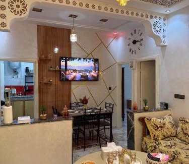 Meknes Apartment | Appartement moderne à Meknès Wi-Fi rapide Clim et Coffee Corner